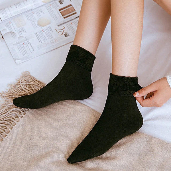 Rayvia Extra Warm Winter Socks for Ultimate Comfort