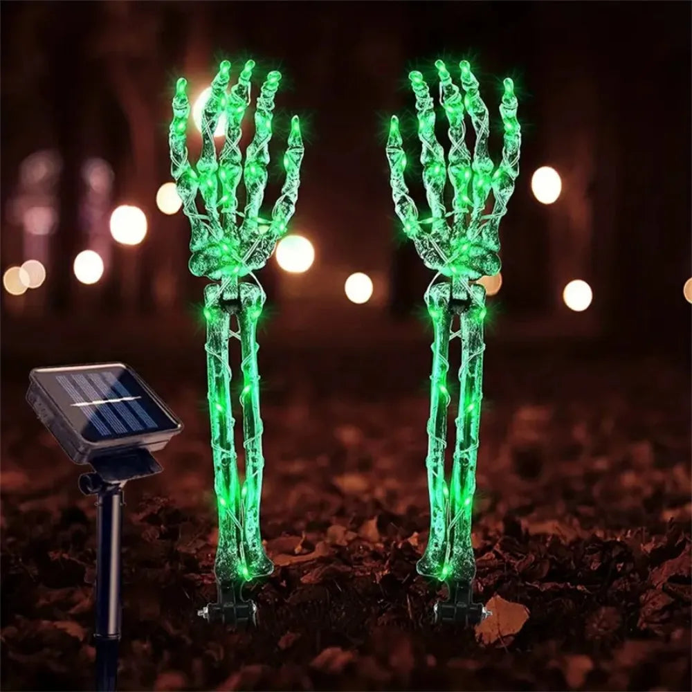 1PC Solar Halloween Skeleton Ghost Hand,used for Halloween,autumn harvest,lawn,garden,courtyard decoration 1