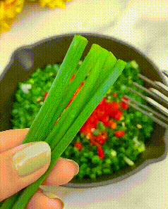 Royaleva 5 Blade Kitchen Salad Scissors for Fast Cutting