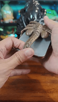 Rayvia Horrible Facehugger Phone Holder for All Phones