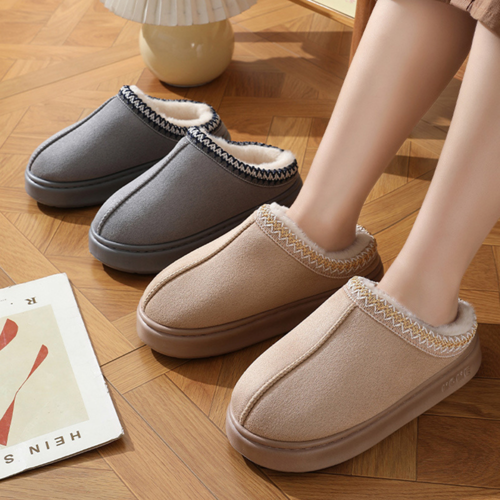 Luxora Fluffy Insole Platform Slippers Winter Slip On Faux Fur Shoes