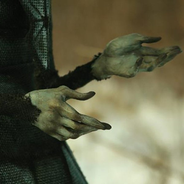 Luxora The Dark and Bizarre Art – Creepy Witch Sculptures