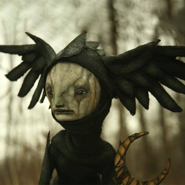 Luxora The Dark and Bizarre Art – Creepy Witch Sculptures