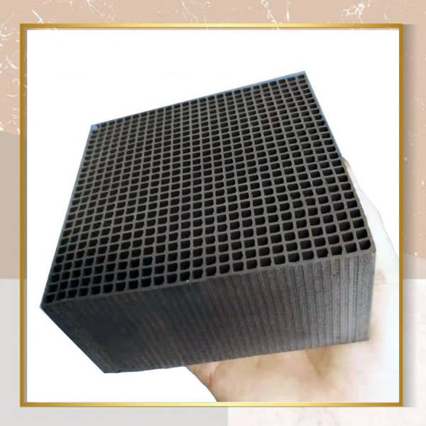 Luxora Water Purifier Bio Cube for Livestock Aquarium & Horse Trough