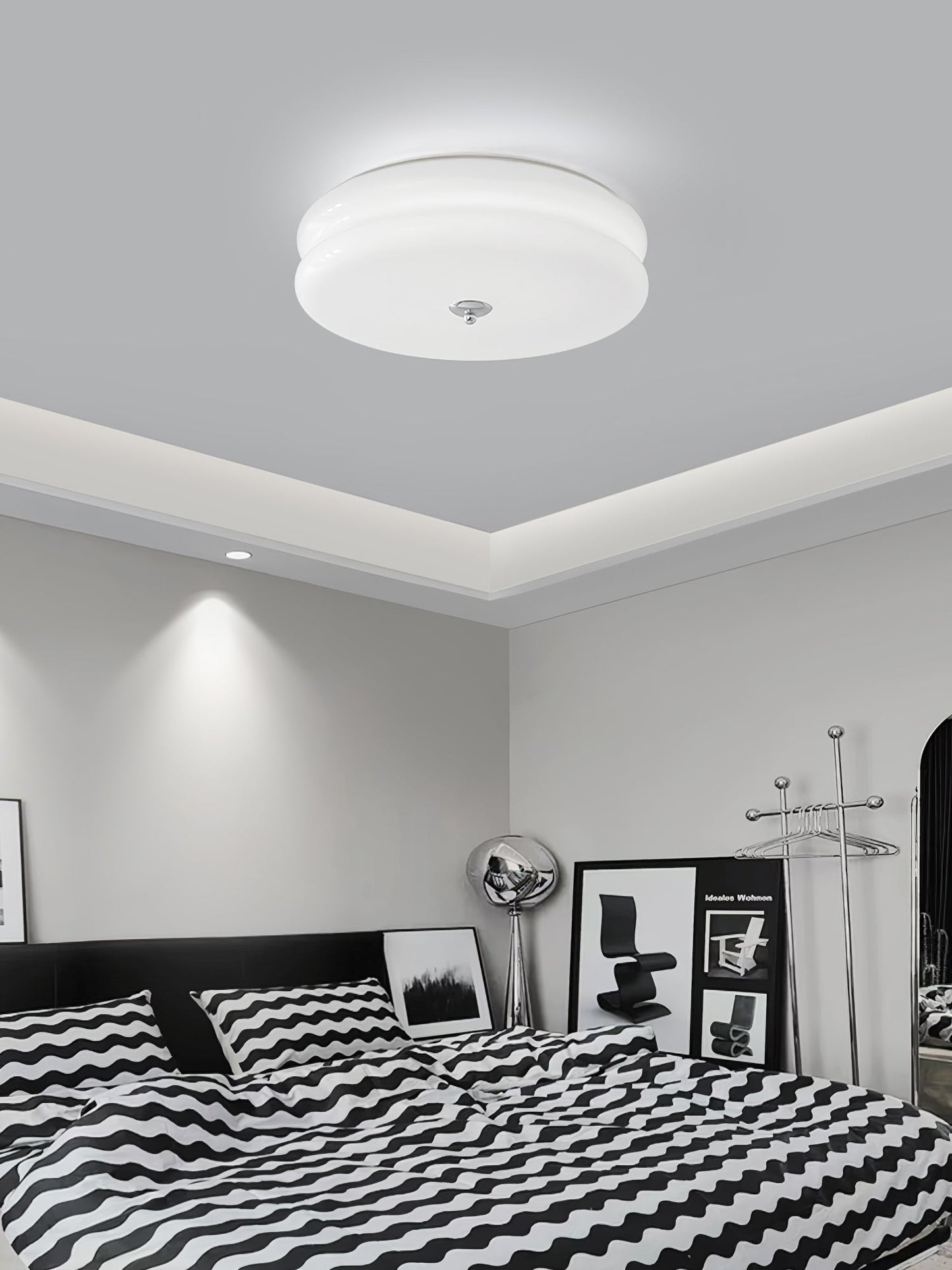 RoyaleGlow Art Deco Vintage Ceiling Light - Elegant Design