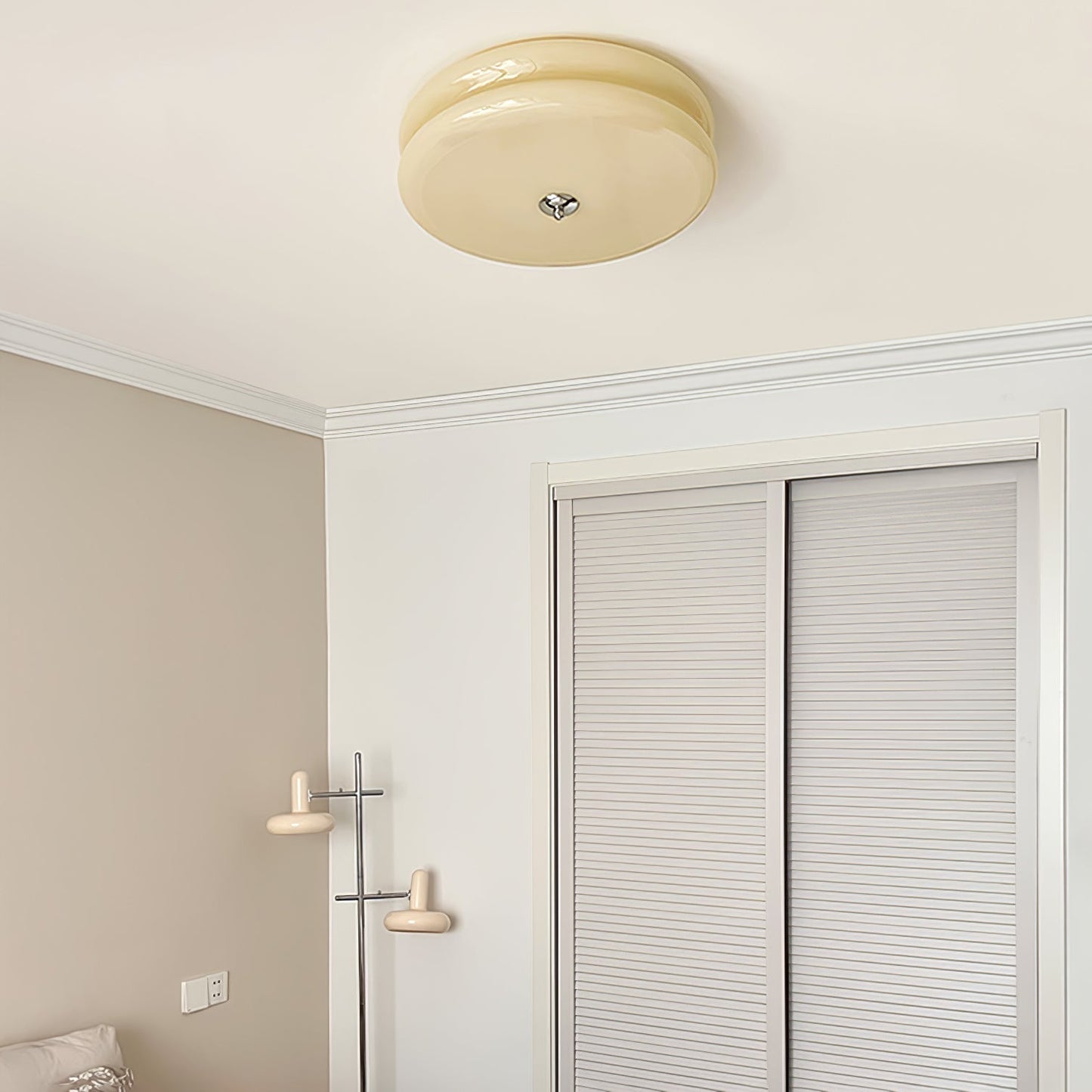RoyaleGlow Art Deco Vintage Ceiling Light - Elegant Design