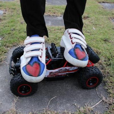 Luxora 4×4 Rock Crawler Monster Truck Remote Control