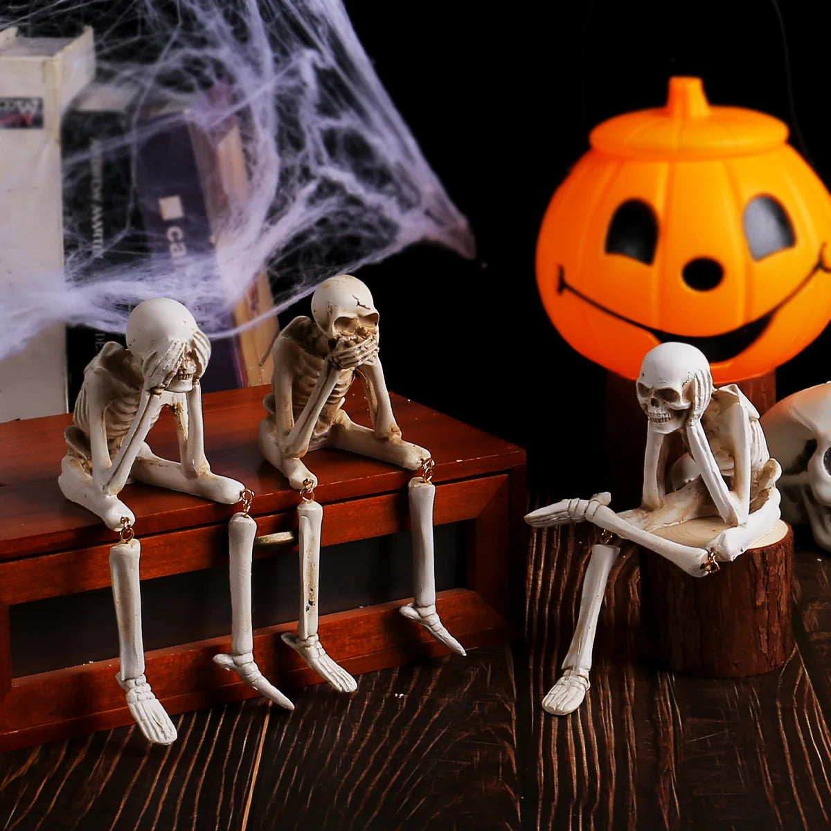 Halloween Resin Skeleton Ornaments Skull Decoration Halloween Outdoor Party Courtyard Decoration Props Pastoral Style Skull 1