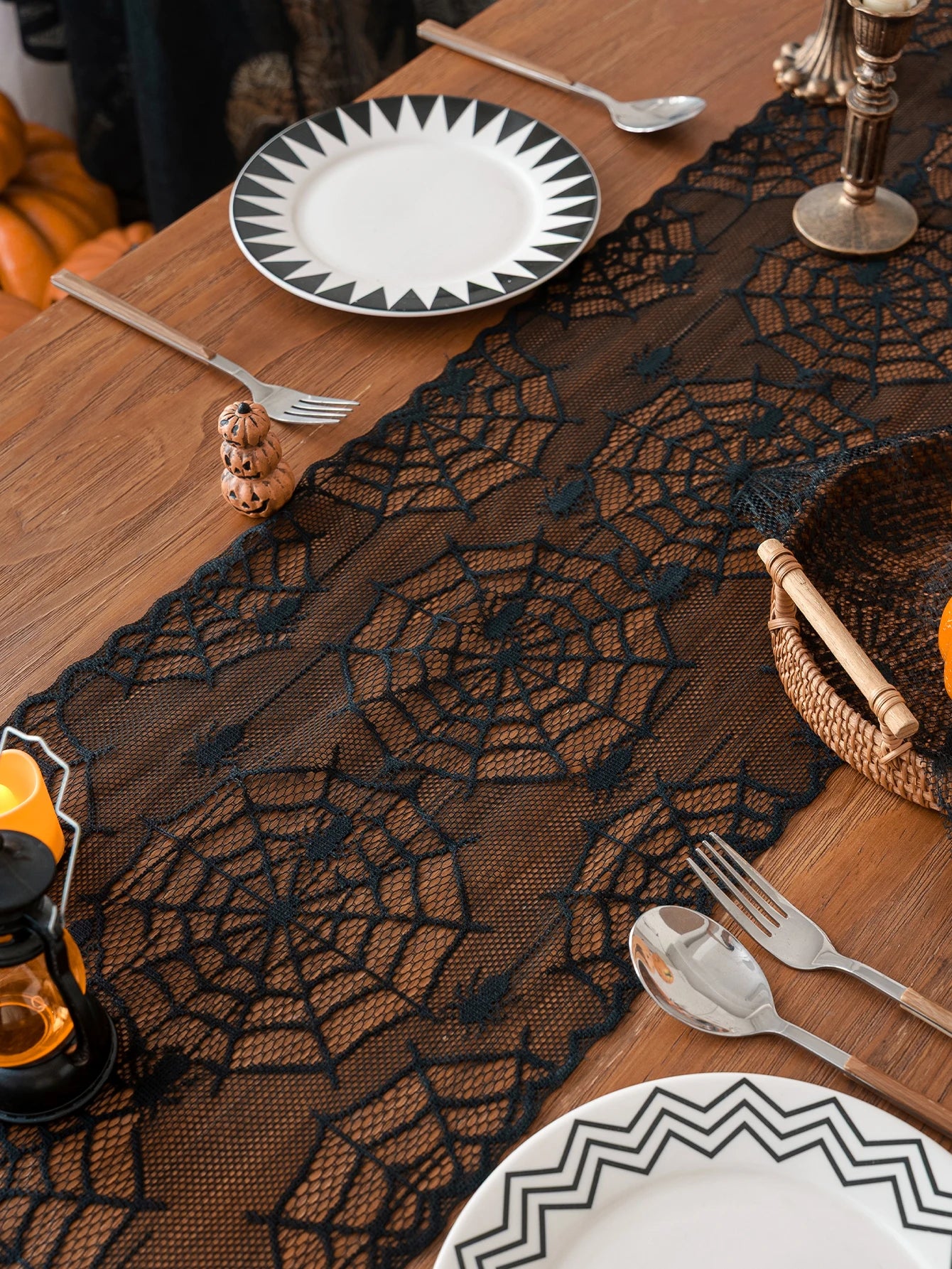Halloween Small Spider Lace Table Runner for Night Terror Atmosphere Ghost Festival Dining Table Decoration Living Room Kitchen 5