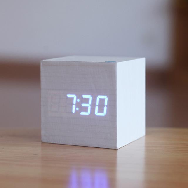 Modern Digital Wood Clock 7