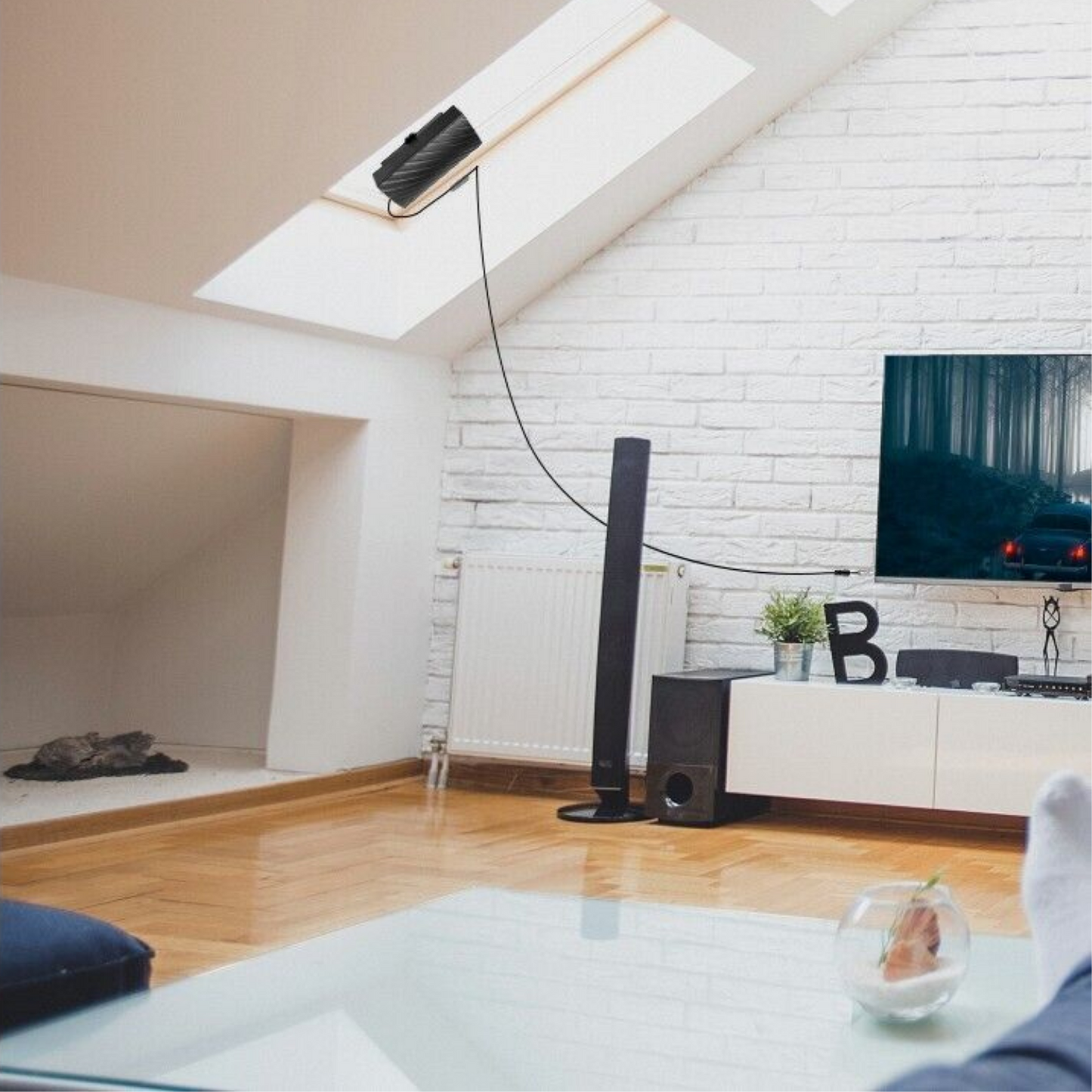 Royaleva Long Range Indoor HDTV 4k Digital Antenna 600