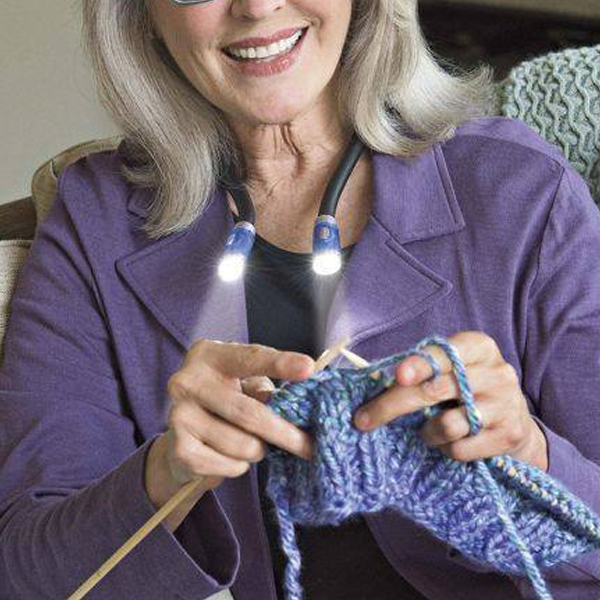 Flexible Hands-Free Knitting & Crocheting Lamp – LED Neck Light for Crafting & Reading - Black