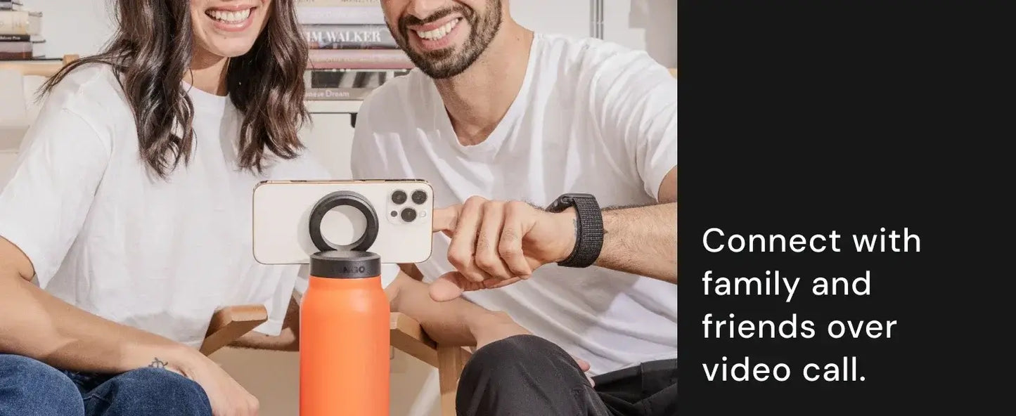 Royallure Magnetic Water Bottle – Insulated, Phone-Holding, Leak-Proof Design