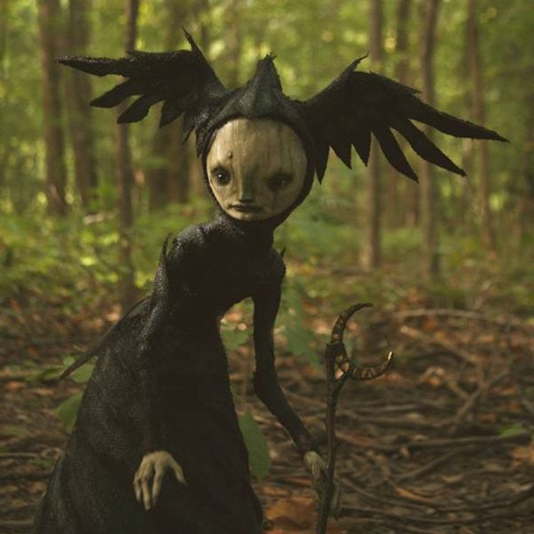 Luxora The Dark and Bizarre Art – Creepy Witch Sculptures