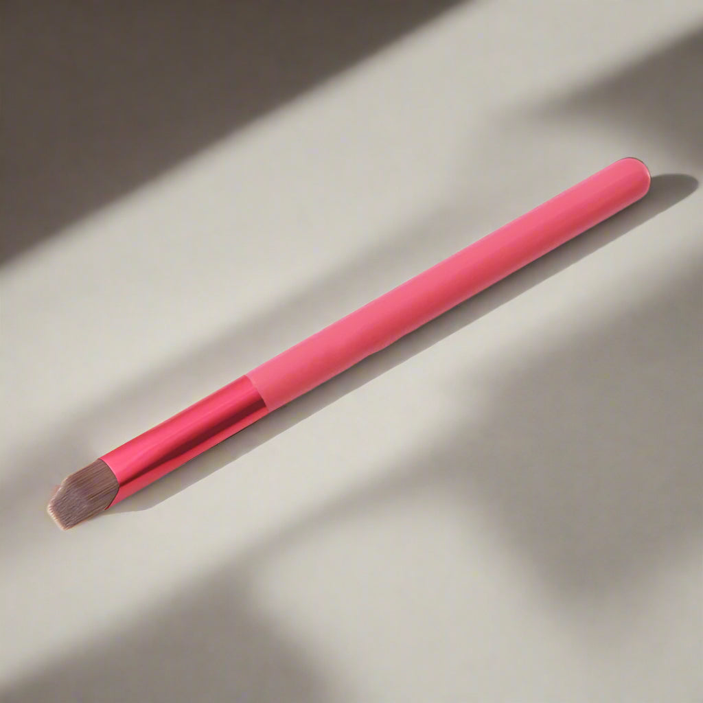 Pro Eyebrow Brush for Perfect Shaping & Blending – Vegan & Ergonomic Design