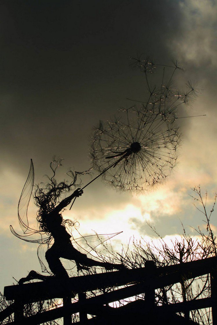 Royallure Enchanted Dancing Fairy Garden Statue – Metal Wind Spinner Décor