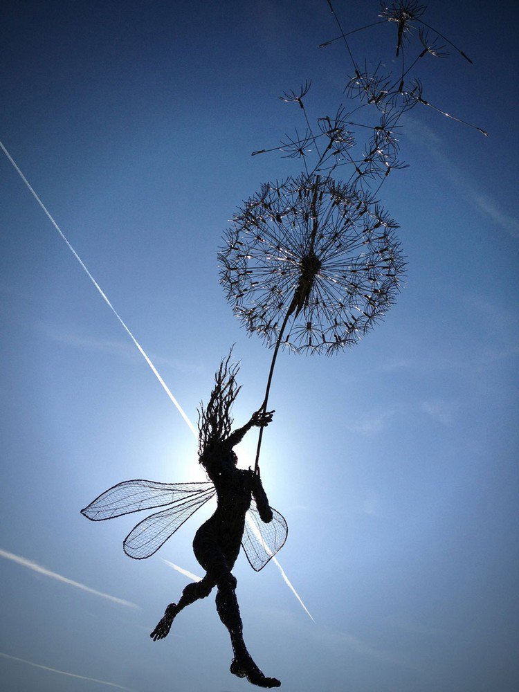 Royallure Enchanted Dancing Fairy Garden Statue – Metal Wind Spinner Décor