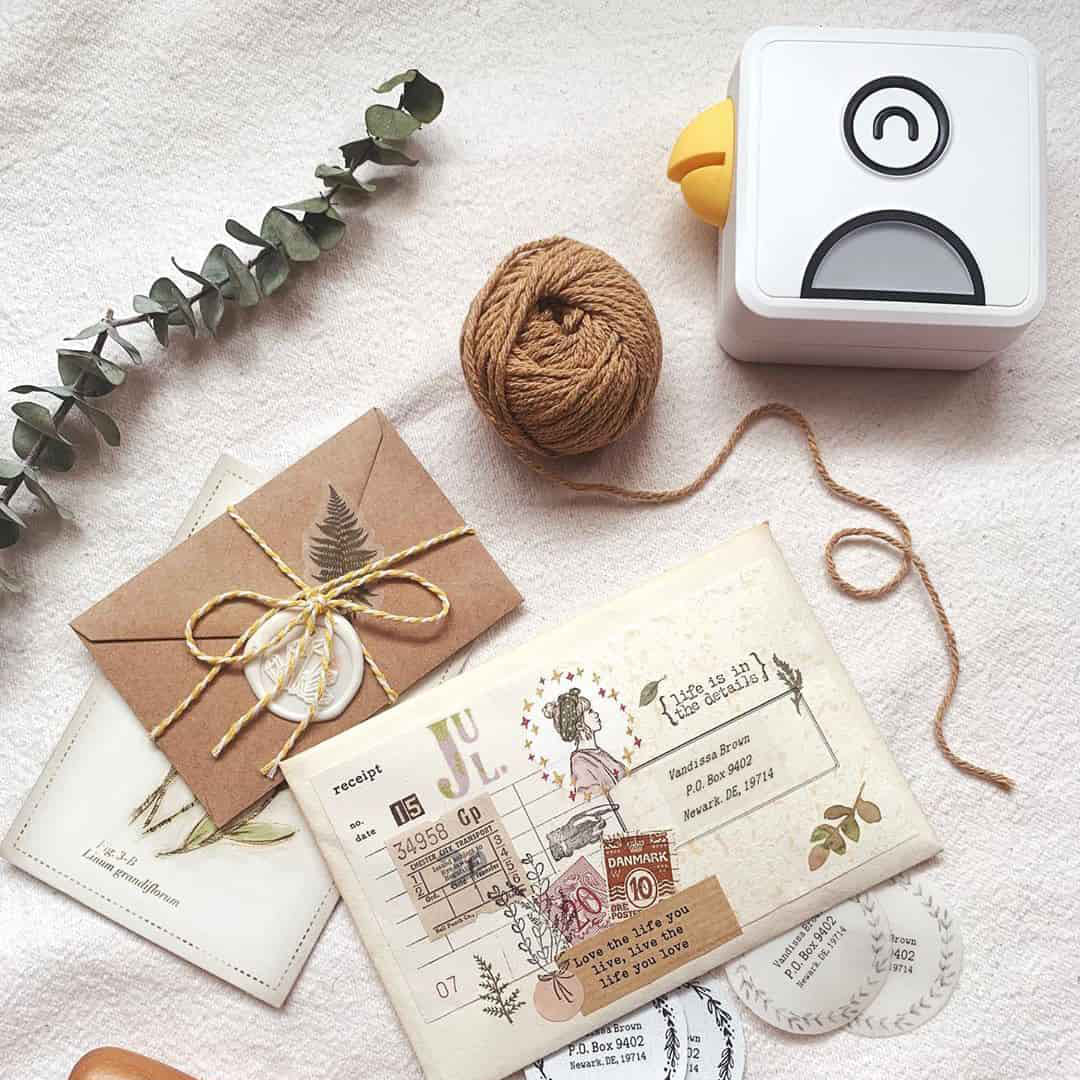 LuxRoyale Pocket Inkless Printer for Instant Photos