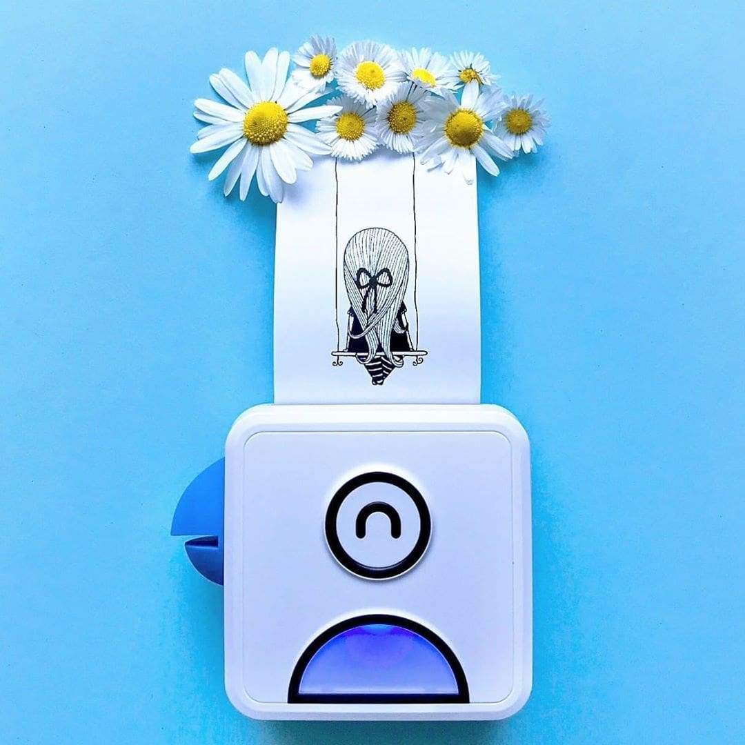 LuxRoyale Pocket Inkless Printer for Instant Photos