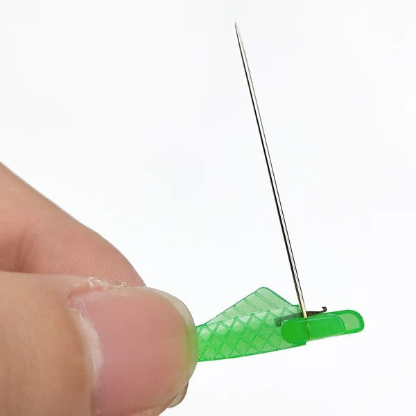 Luxora Easy Threader - Fish Type Sewing Machine Needle Threader