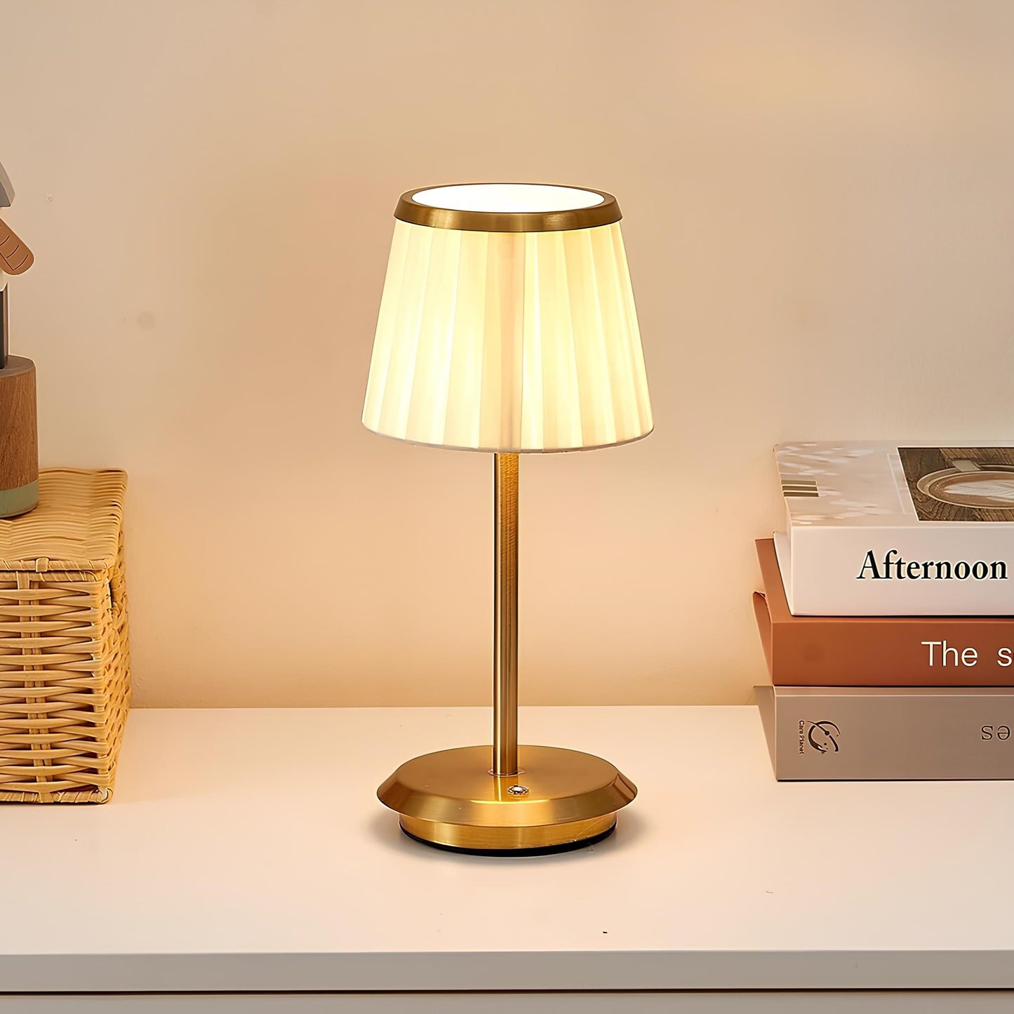 Royaleva Classic Cordless Table Lamp - Dimmable & Rechargeable - Gold