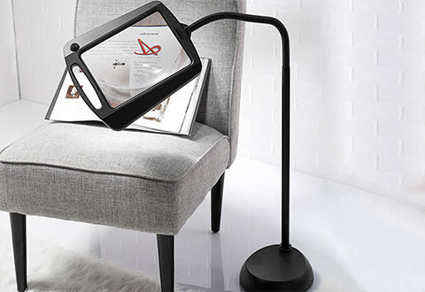 LuxRoyale Full-Page Magnifying Glass with LED Light