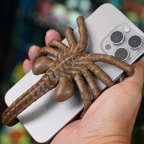 Rayvia Horrible Facehugger Phone Holder for All Phones