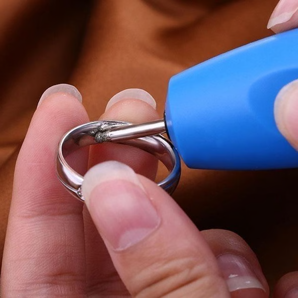 Royaleva DIY Cordless Engraving Pen for Easy Personalization