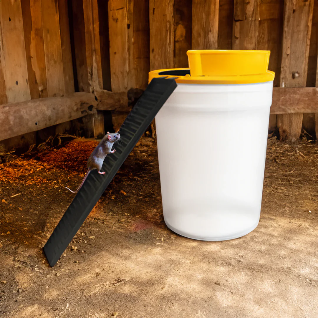 Royaleva Humane Bucket Cover Mouse Trap for Easy Rodent Catching