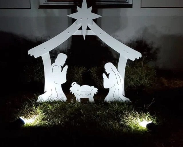 Royaleva Holy Night Outdoor Christmas Nativity Set 4-Piece