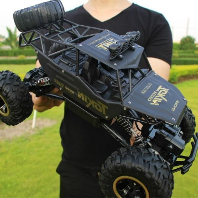 Luxora 4×4 Rock Crawler Monster Truck Remote Control