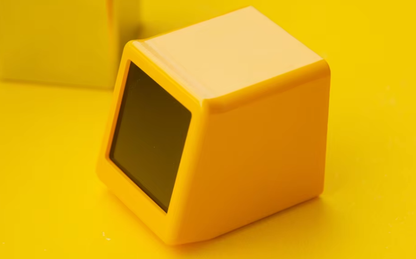 Luxora Wifi Weather Station with Real-Time Updates and Display