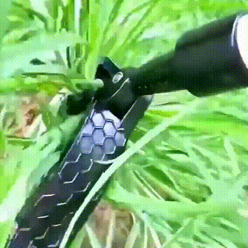 Royaleva Mechanical Weeder for Effortless Garden Care
