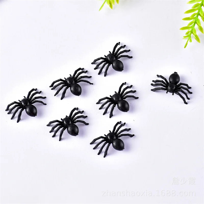 50pcs Halloween Spiders Decorations Small Black Plastic Spiders Haunted House Spider Decoration Simulation Tricky Toy 1