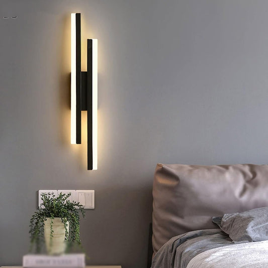 Royallure Rechargeable LED Wall Lamp 4400mAh Wireless with Remote Control
