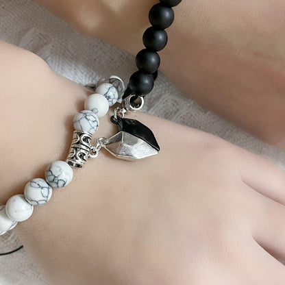 Royaleva Valentine's Magnetic Heart Couple's Necklace And Bracelet Gift Set