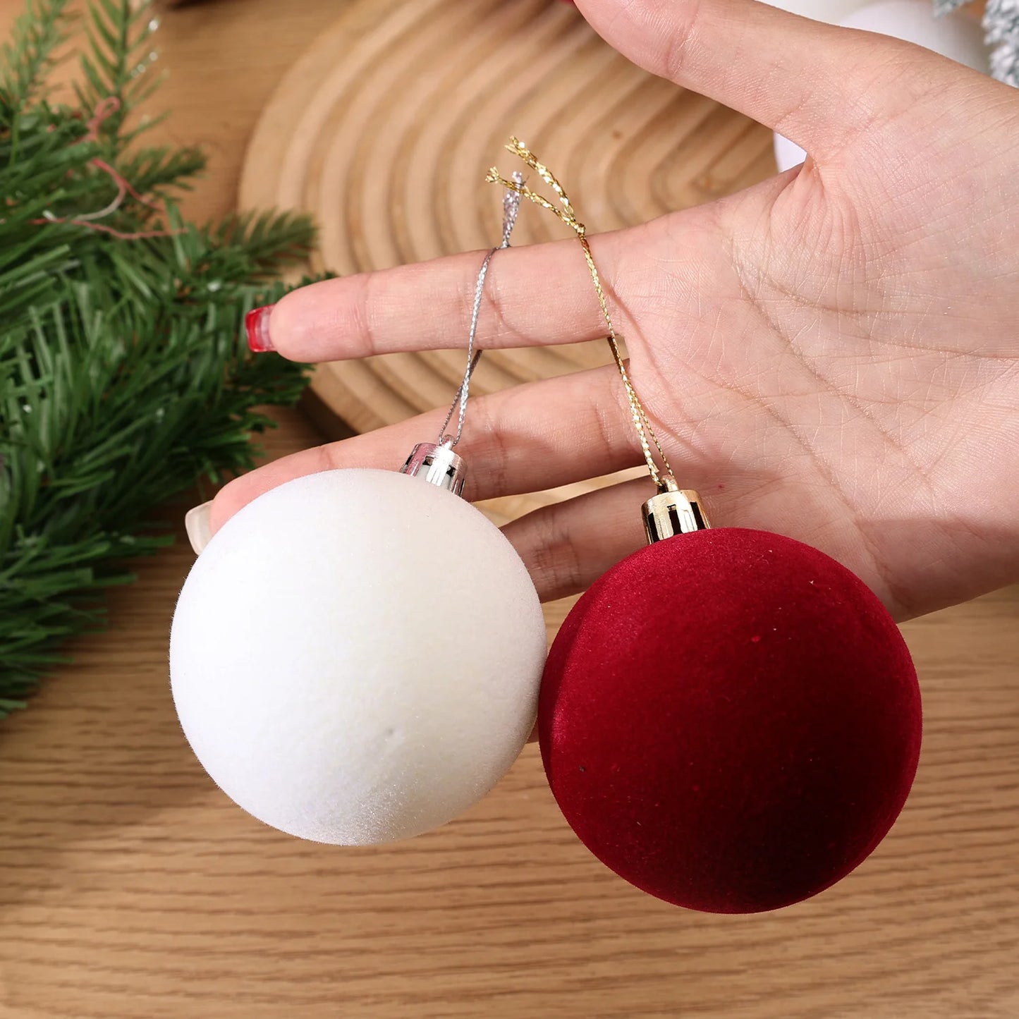 6cm Wine Red Velvet Christmas Balls for Xmas Tree Flocked Xmas Ball Hanging Pendents Navidad Festival Party Home Decor Supplies 1
