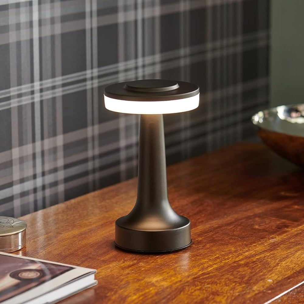 Royaleva Retro Bar Table Lamp - Classic Metallic Accent Light - Black