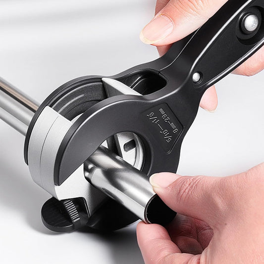 Lumora Heavy-Duty Ratchet Pipe Cutter 8–29mm for Copper, Stainless Steel, and Aluminum Pipes – Manual Plumbing Tool with 360° Head