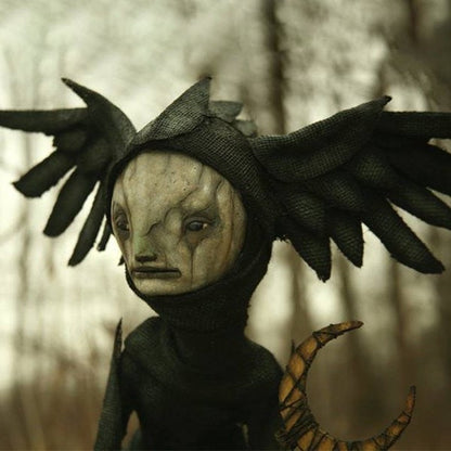 Luxora The Dark and Bizarre Art – Creepy Witch Sculptures