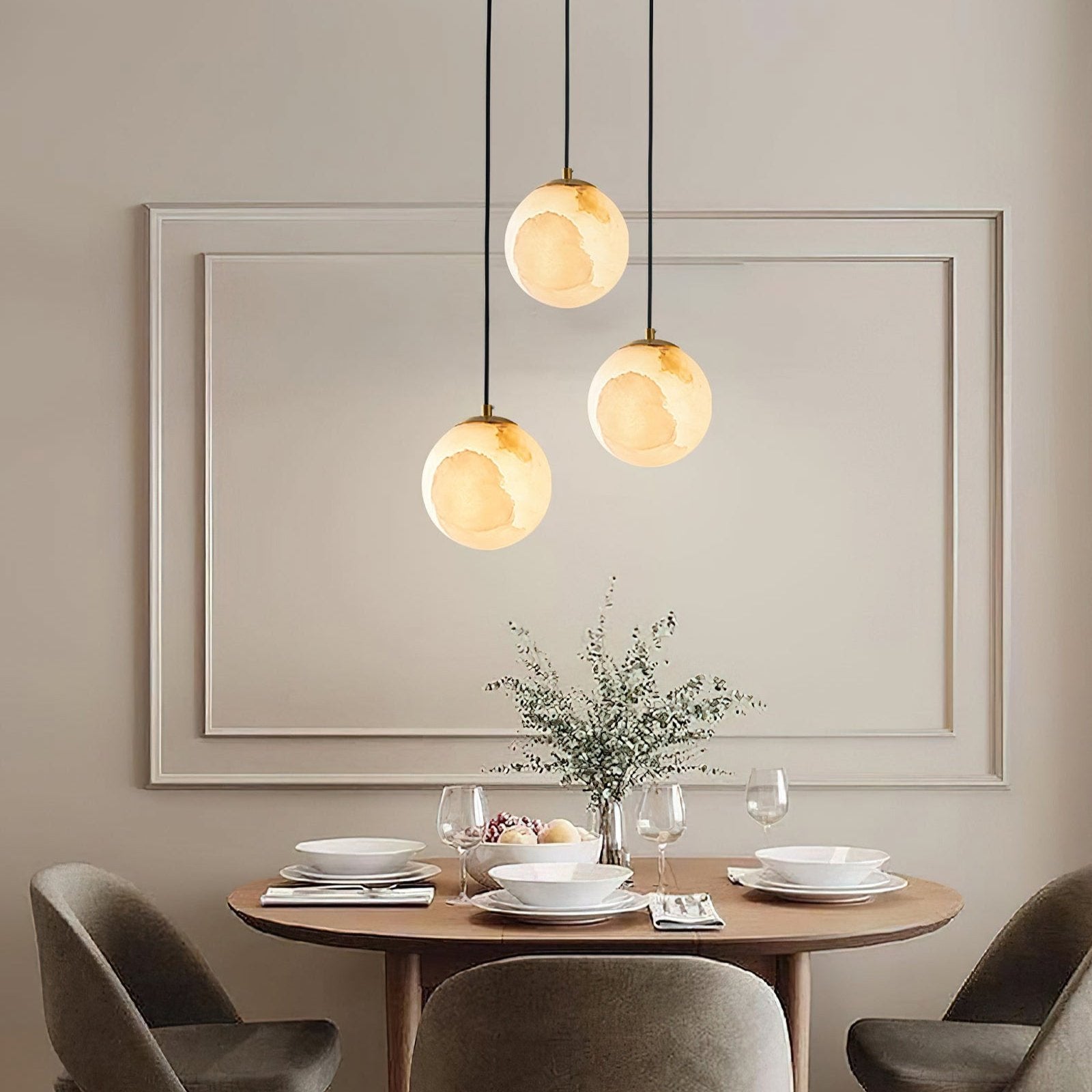 Alabaster Globe Pendant Light in Black or Brass 3