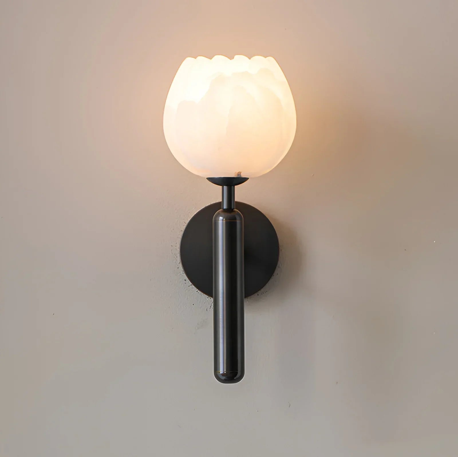 Alabaster Mian Wall Lamp 9