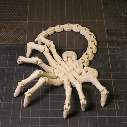 Alien Facehugger Model | Fully Articulated Movie Prop | Collectible Figurine | Sci Fi Horror Decor 4