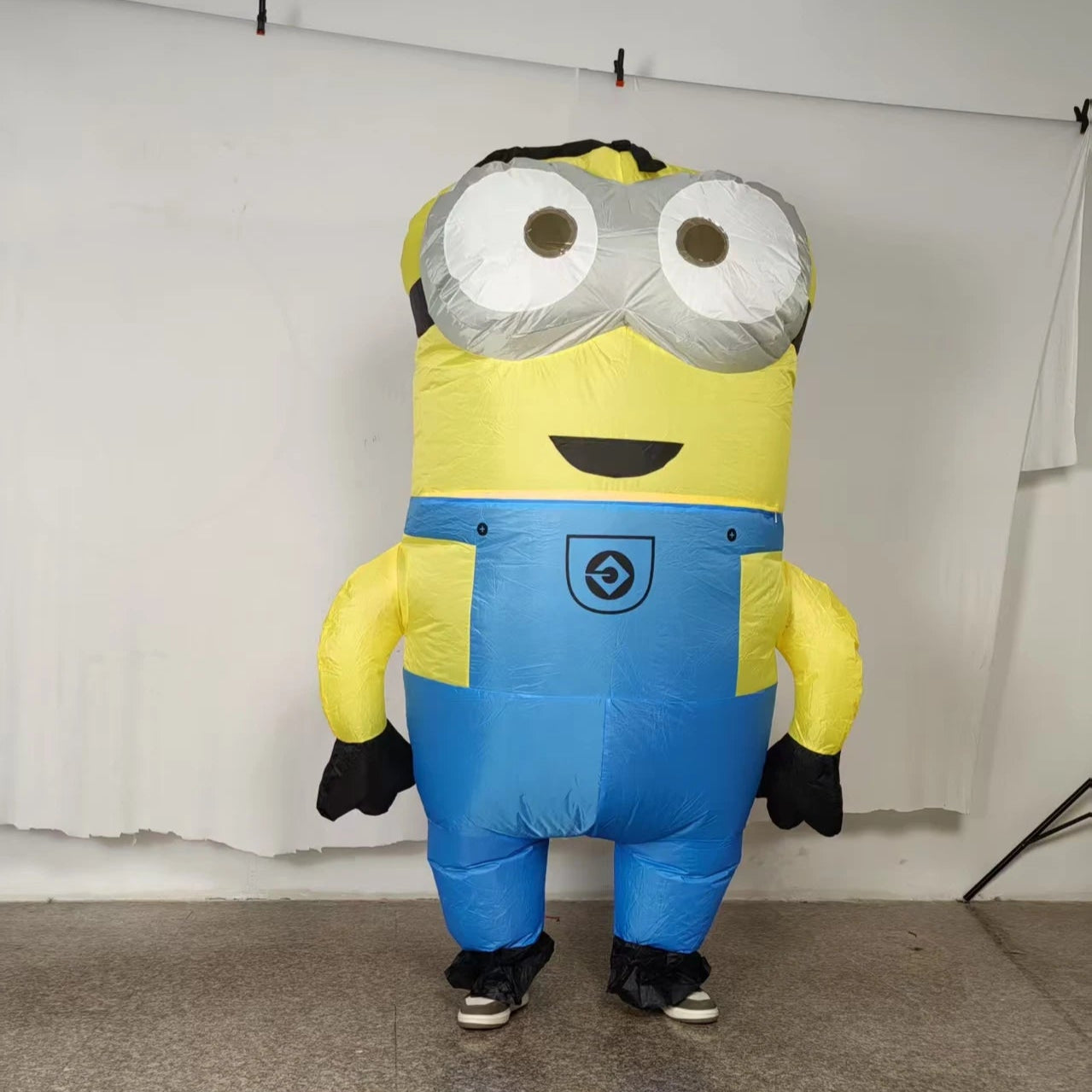 Anime Despicable Me cute Minions inflatable clothing Minions role-playing inflatable suit Minions one-piece suit Halloween dress 6