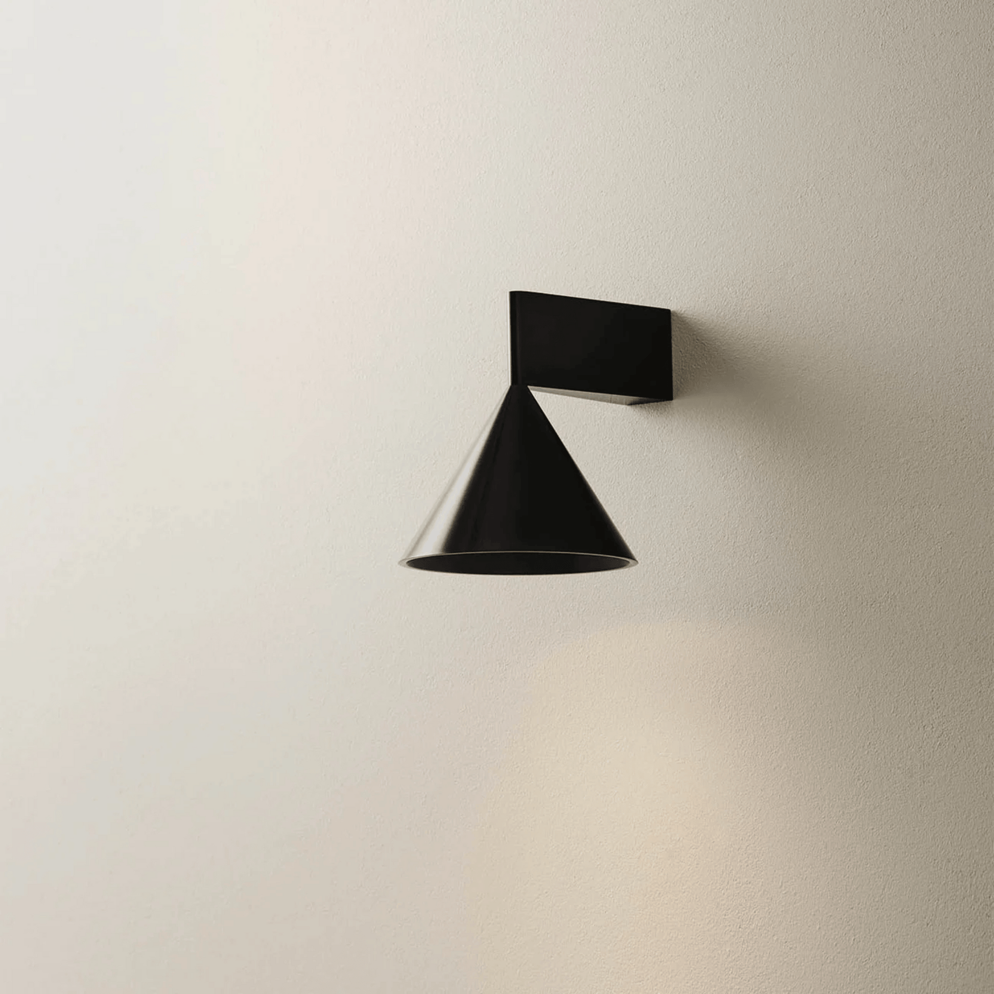 Black VetraCone Italian Minimalist Wall Lamp 2