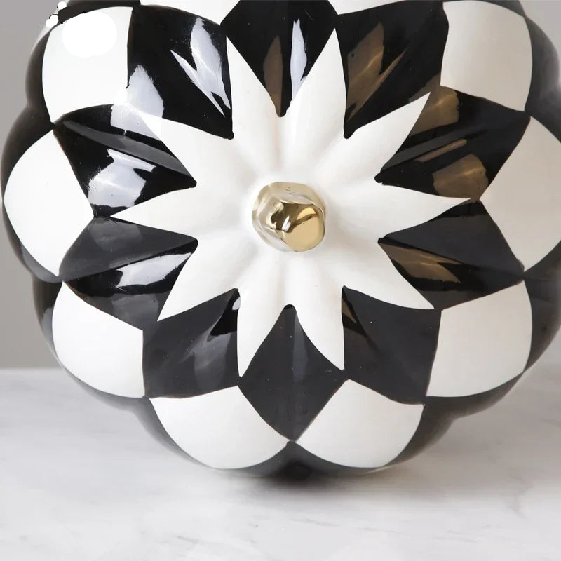 Black White Pumpkin Resin Statuette Ornaments Office Study Desktop Decor Modern Crafts Statue European Room Aesthetic Decor 2