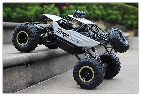 Luxora 4×4 Rock Crawler Monster Truck Remote Control
