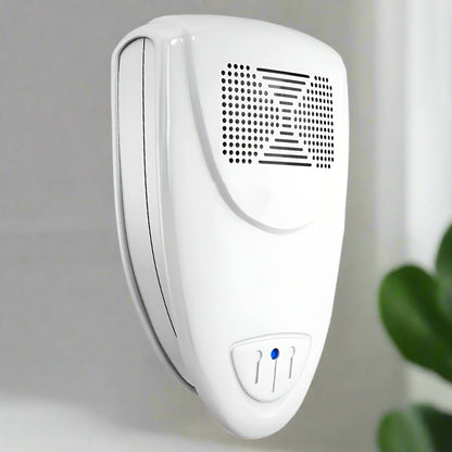 Ultrasonic mice repellent plug-in device for safe and chemical-free pest control. Covers up to 800 sq. ft., repels rats, mice, mosquitoes, and cockroaches. Silent, pet-friendly, and odor-free indoor protection