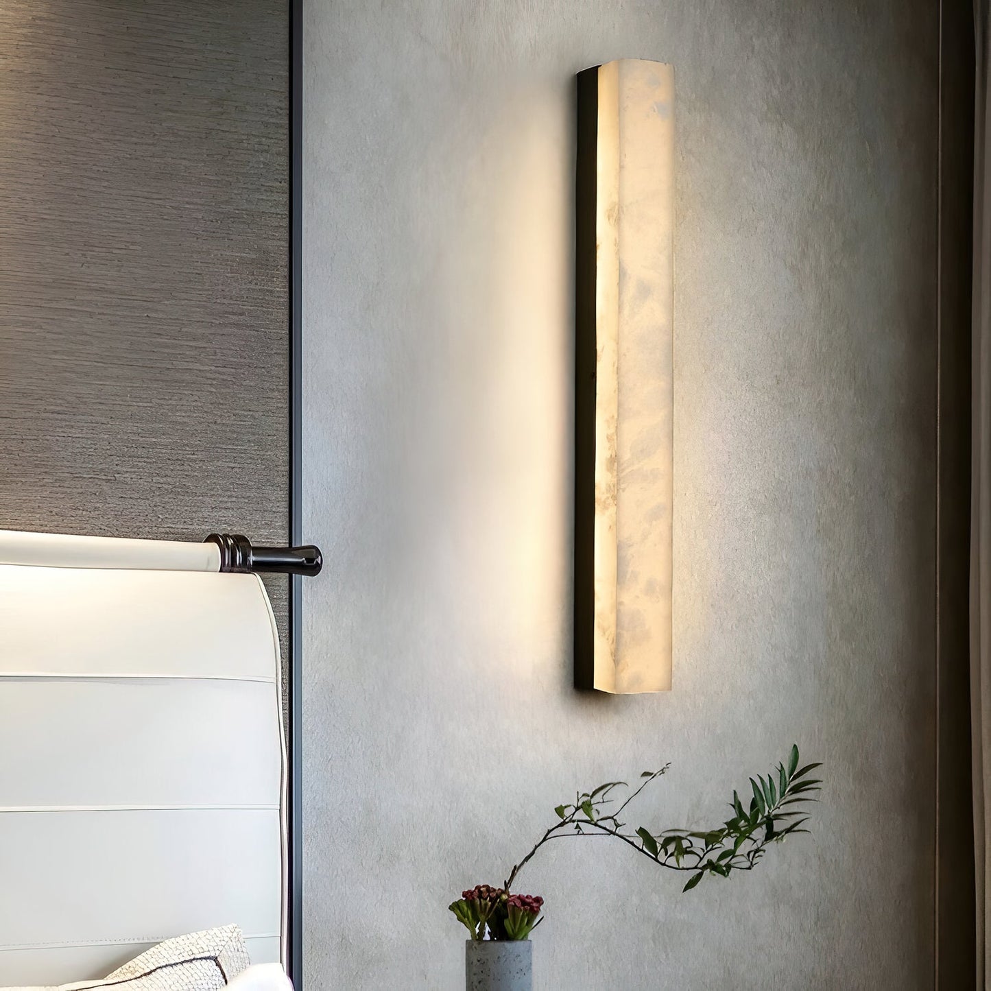 RoyaleGlow Modern Alabaster Wall Sconce - Elegant Geometric Lighting