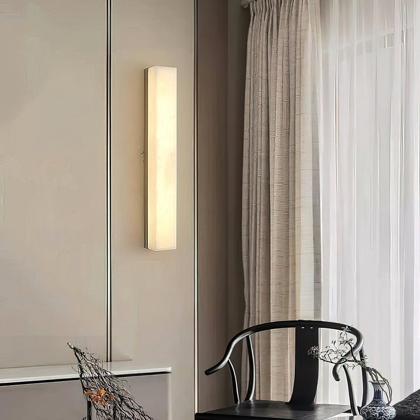 RoyaleGlow Modern Alabaster Wall Sconce - Elegant Geometric Lighting